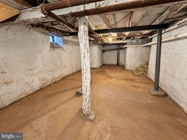 90 N REAMSTOWN RD, Stevens, PA 17578