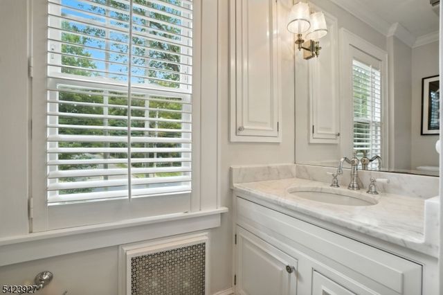 127 Green Village Rd, Madison Boro, NJ 07940