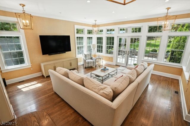 127 Green Village Rd, Madison Boro, NJ 07940