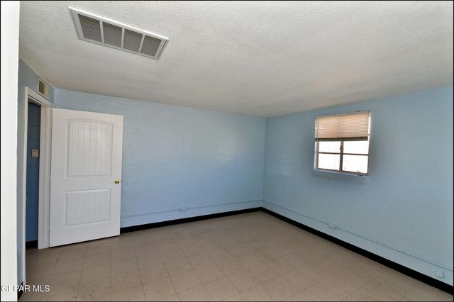 8058 Gilbert Drive, El Paso, TX 79907