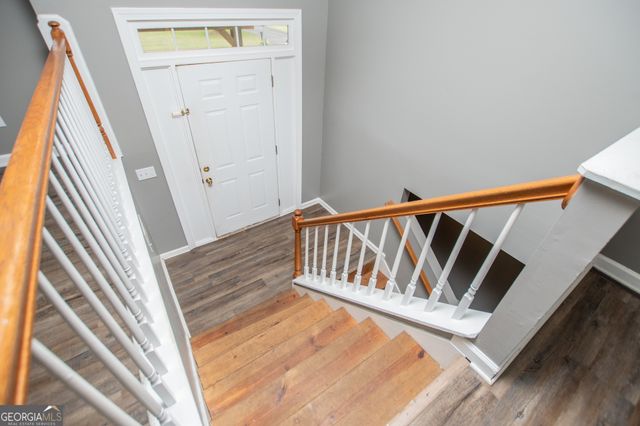 44 Greystone Lane NW, Cartersville, GA 30121