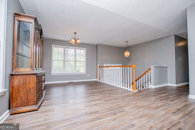 44 Greystone Lane NW, Cartersville, GA 30121