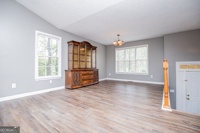44 Greystone Lane NW, Cartersville, GA 30121