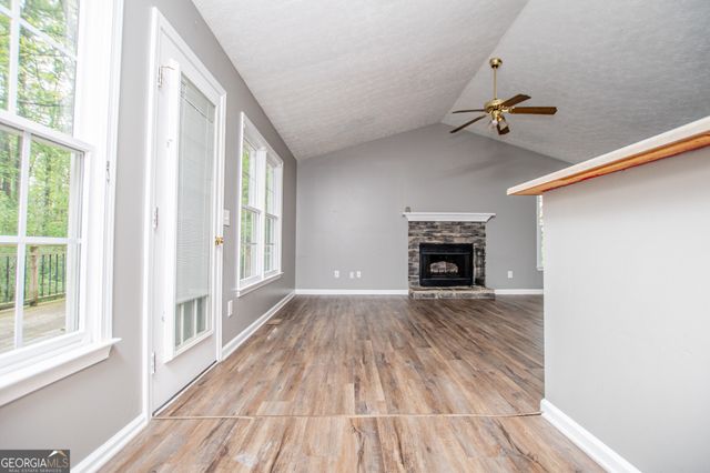 44 Greystone Lane NW, Cartersville, GA 30121