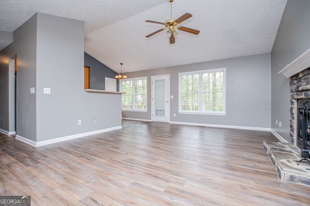 44 Greystone Lane NW, Cartersville, GA 30121