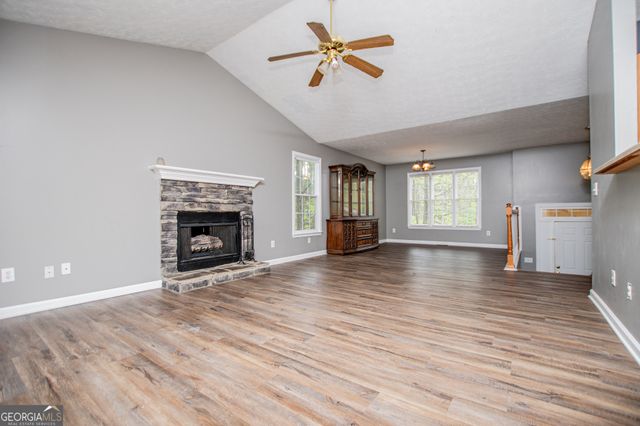 44 Greystone Lane NW, Cartersville, GA 30121