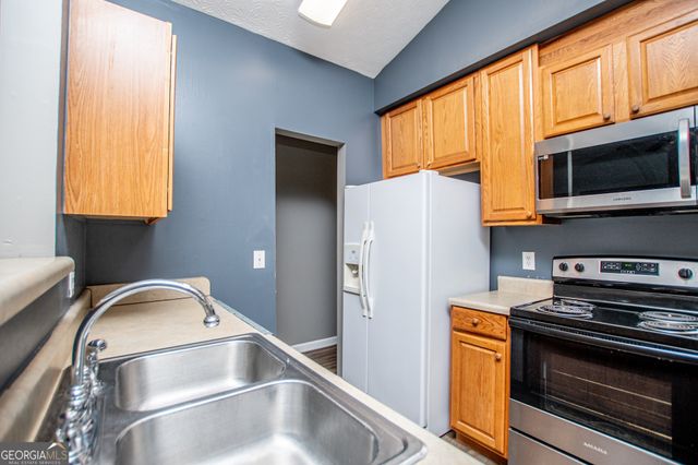 44 Greystone Lane NW, Cartersville, GA 30121