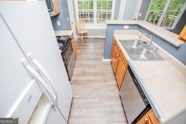 44 Greystone Lane NW, Cartersville, GA 30121