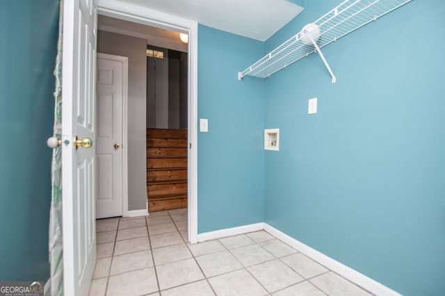 44 Greystone Lane NW, Cartersville, GA 30121