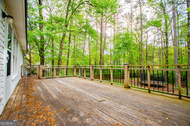 44 Greystone Lane NW, Cartersville, GA 30121
