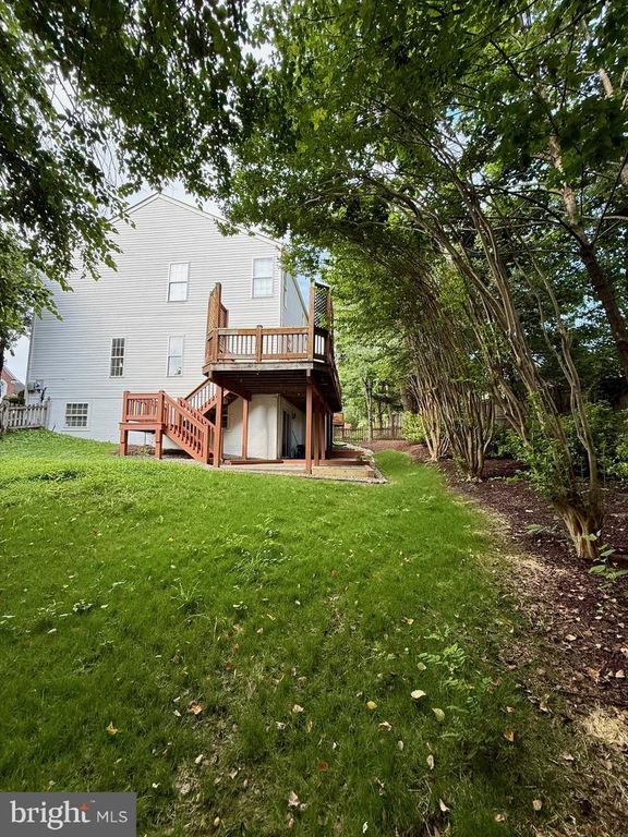 7873 CRANFORD FARM CIR, Lorton, VA 22079