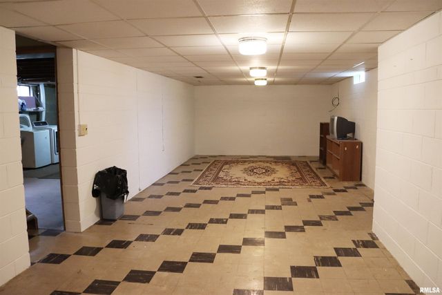 410 WILSHIRE Drive, Washington, IL 61571