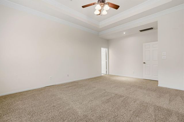 7 Lovenote Court, The Woodlands, TX 77382