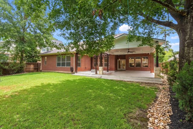 7 Lovenote Court, The Woodlands, TX 77382