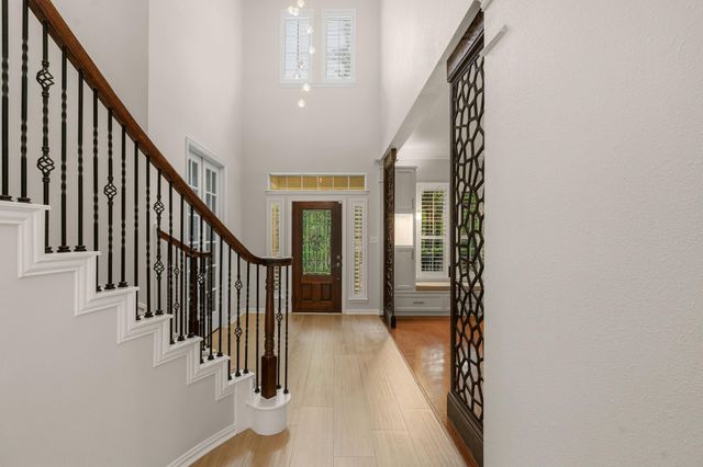 7 Lovenote Court, The Woodlands, TX 77382