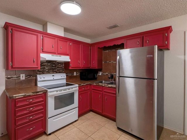 2900 Kilgore Avenue, Mcallen, TX 78504
