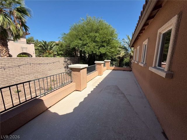 12116 La Carta Court, Las Vegas, NV 89138