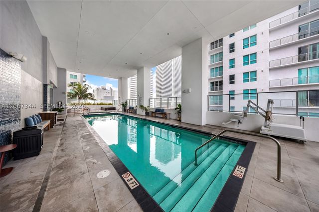 227 NE 2nd St 3107, Miami, FL 33132