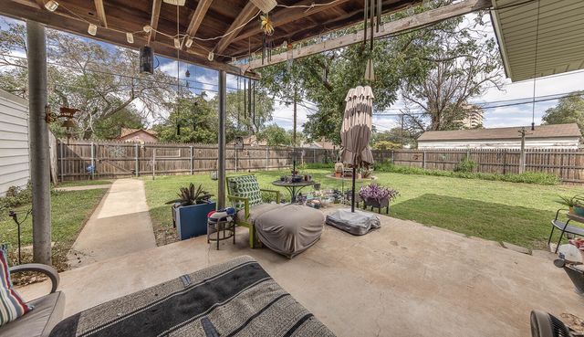 1718 28th Street, Lubbock, TX 79411