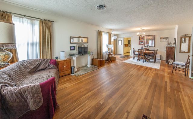 1718 28th Street, Lubbock, TX 79411