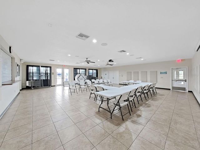2422 ALLEGHENY VALLEY STREET, Ruskin, FL 33570