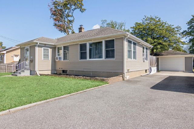 1333 Richland Boulevard, Bay Shore, NY 11706