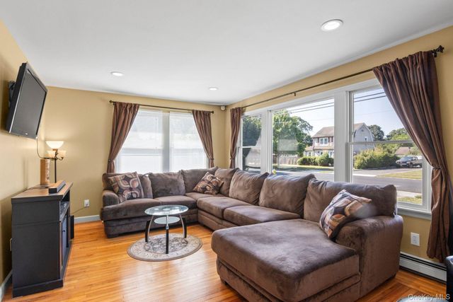 1333 Richland Boulevard, Bay Shore, NY 11706