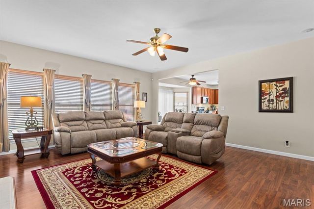915 Red Scarlet Court, Shiloh, IL 62221