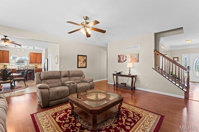 915 Red Scarlet Court, Shiloh, IL 62221