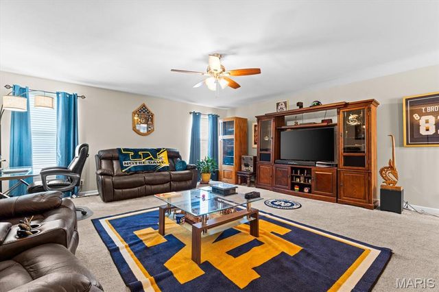 915 Red Scarlet Court, Shiloh, IL 62221