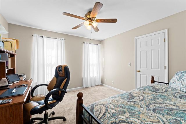 915 Red Scarlet Court, Shiloh, IL 62221