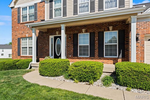 915 Red Scarlet Court, Shiloh, IL 62221
