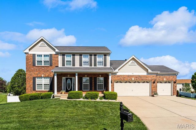 915 Red Scarlet Court, Shiloh, IL 62221