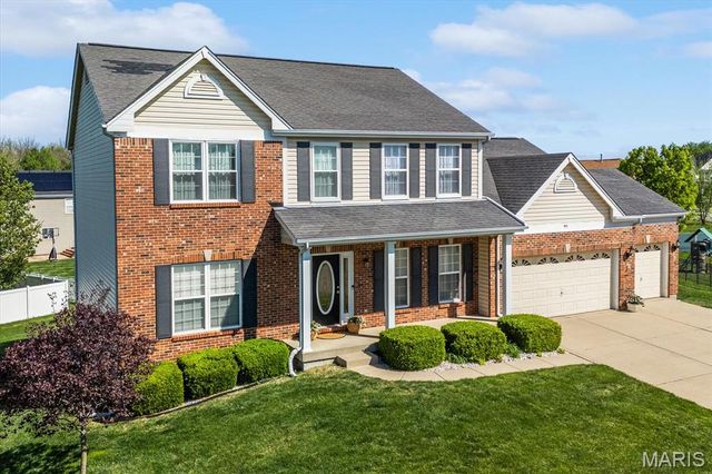 915 Red Scarlet Court, Shiloh, IL 62221