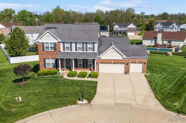 915 Red Scarlet Court, Shiloh, IL 62221