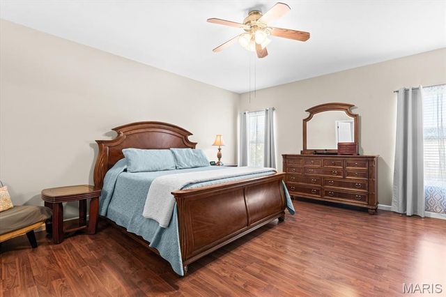 915 Red Scarlet Court, Shiloh, IL 62221