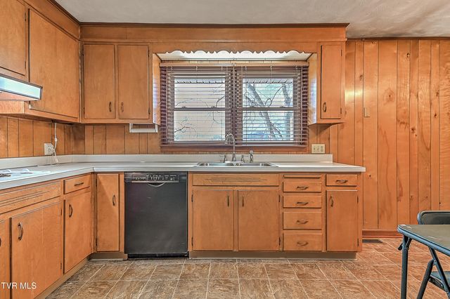 420 Terry Drive, Bristol, VA 24201