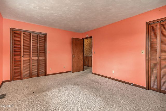 420 Terry Drive, Bristol, VA 24201