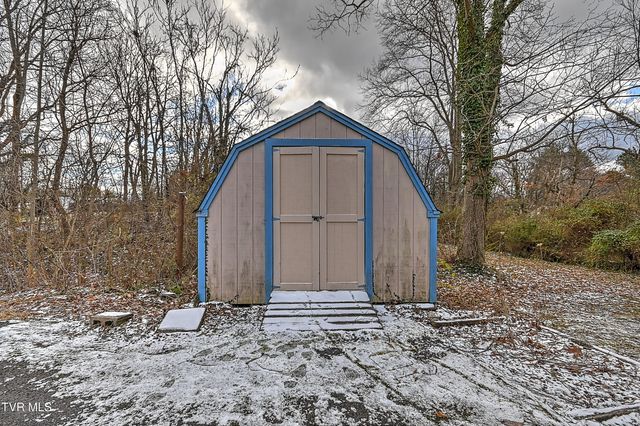 420 Terry Drive, Bristol, VA 24201