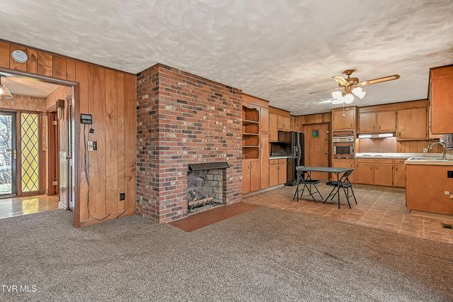 420 Terry Drive, Bristol, VA 24201