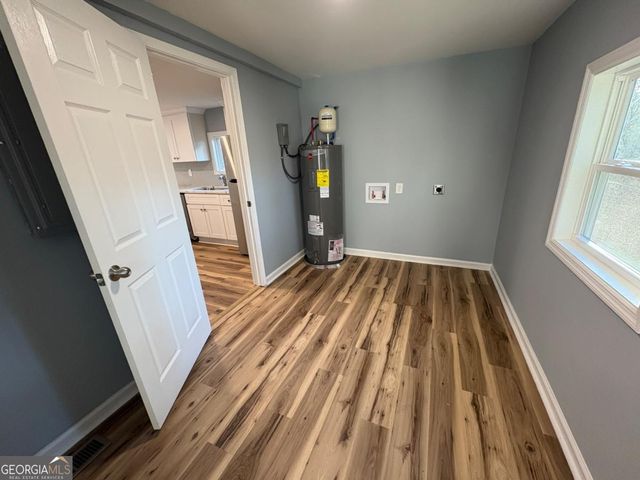 286 Pine Avenue, Commerce, GA 30529