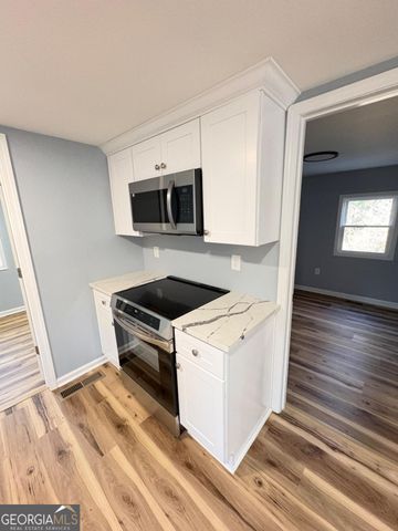 286 Pine Avenue, Commerce, GA 30529