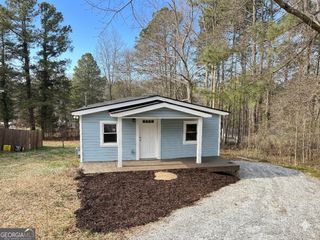 286 Pine Avenue, Commerce, GA 30529