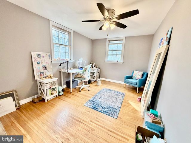 901 COOKE LN, Norristown, PA 19401