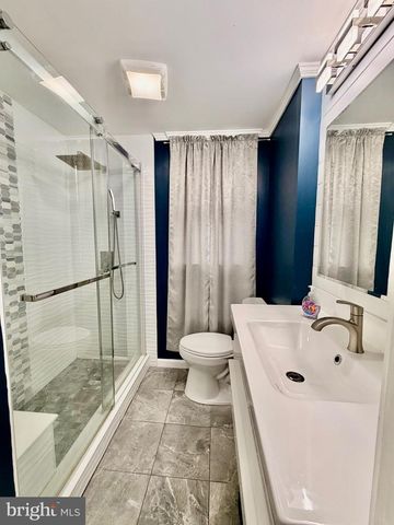 901 COOKE LN, Norristown, PA 19401