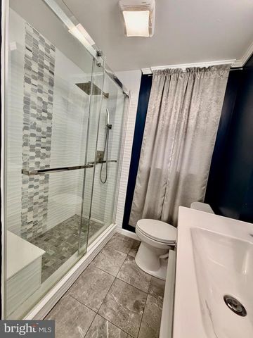 901 COOKE LN, Norristown, PA 19401