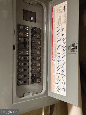 901 COOKE LN, Norristown, PA 19401