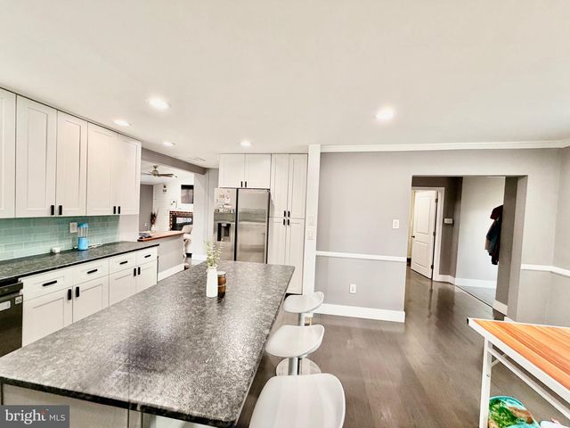 901 COOKE LN, Norristown, PA 19401