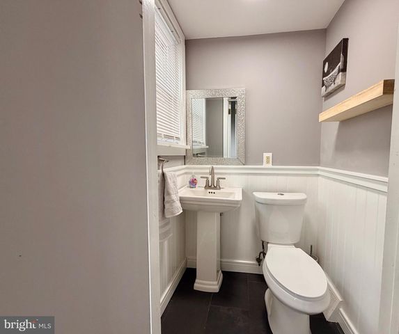 901 COOKE LN, Norristown, PA 19401