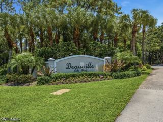 5784 Deauville CIR B204, Naples, FL 34112